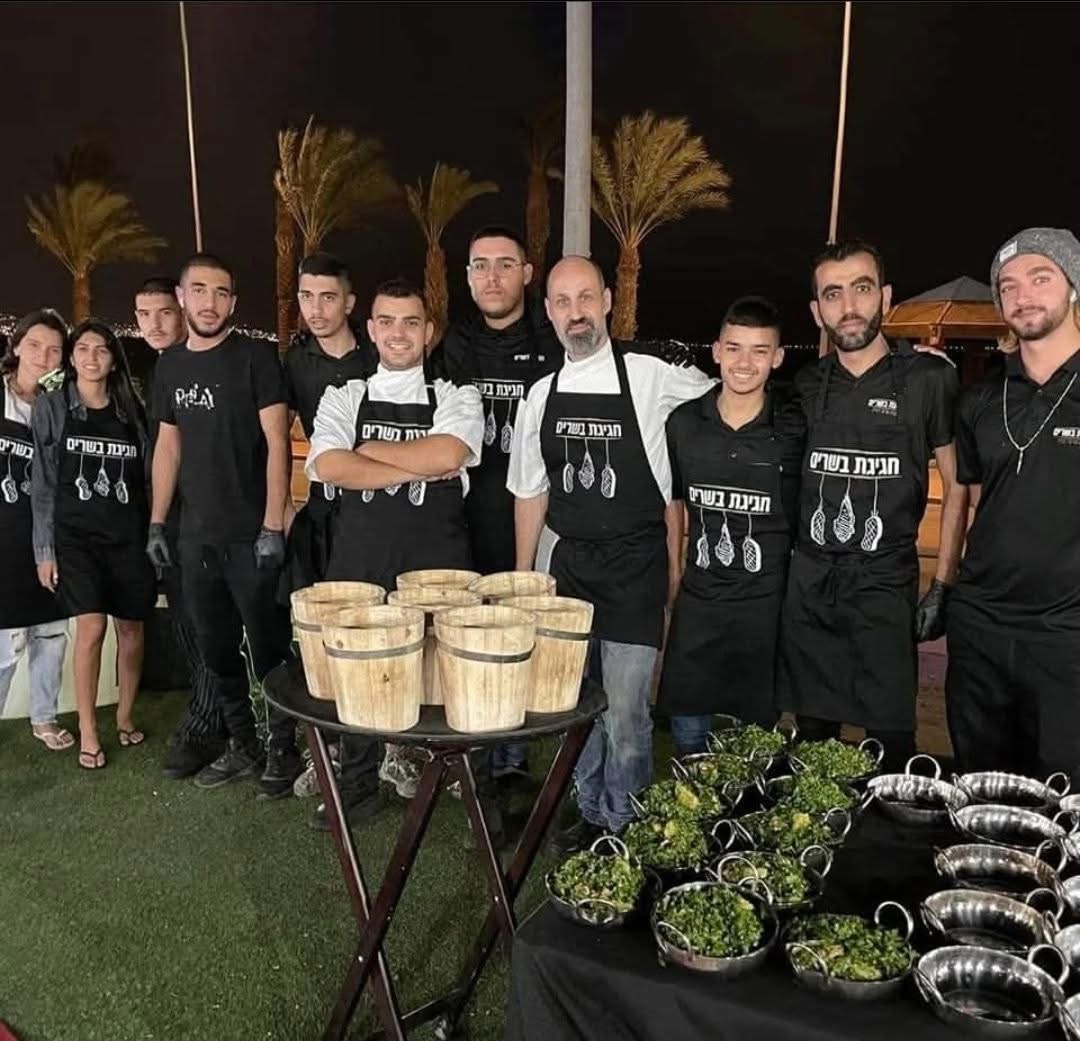 מדים ממותגים לצוות קייטרינג — ליאור טקסטיל אילת
