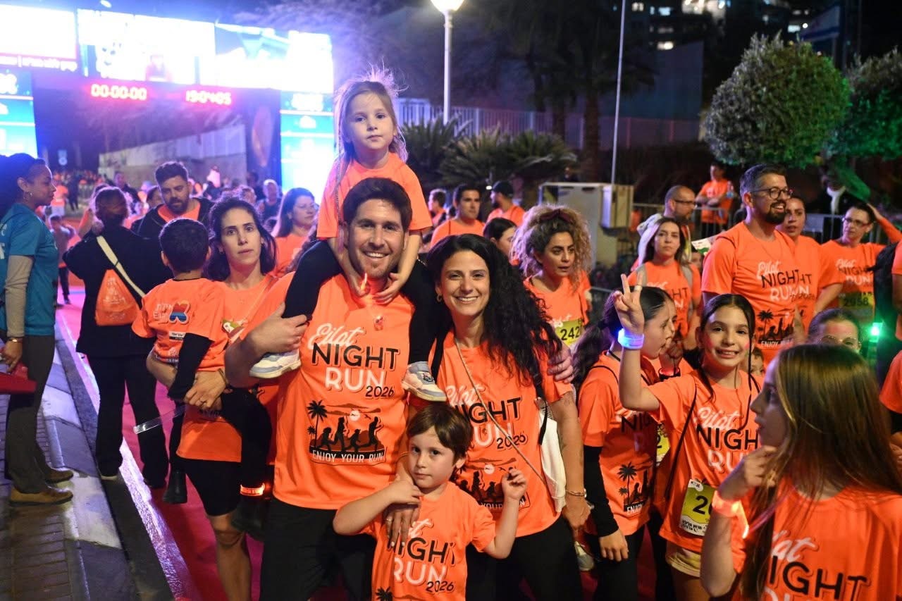 הדפסת 5,000 חולצות דרייפיט לאירוע מירוץ הלילה של אילת — ליאור טקסטיל